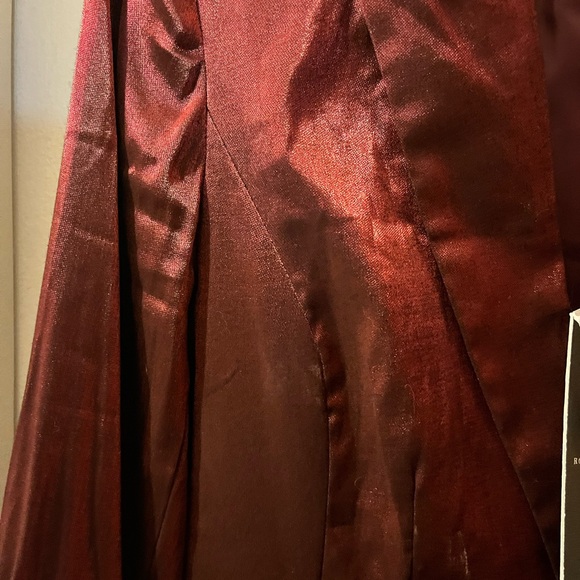 Rock & Republic- size 14- red metallic ‘Baroque’ fitted jacket. NWT. - Picture 3 of 5
